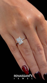 Platinum Radiant Cut Solitaire Ring with Four-Prong Setting and Classic Band