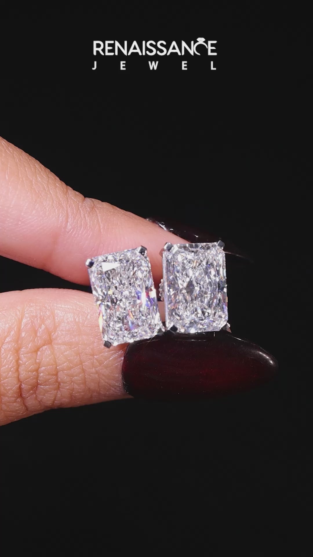 White gold Radiant Brilliant Diamond Stud Earrings_60