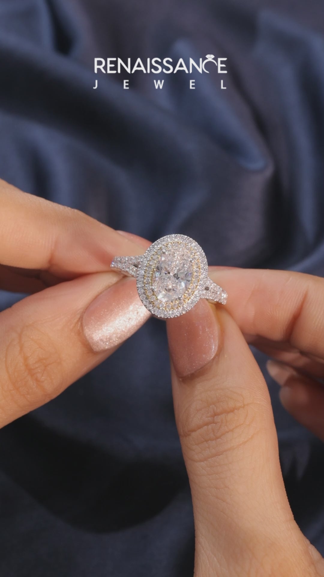 Yellow gold Double Halo Oval Cut Split Shank Diamond Ring with Four-Prong Setting_8