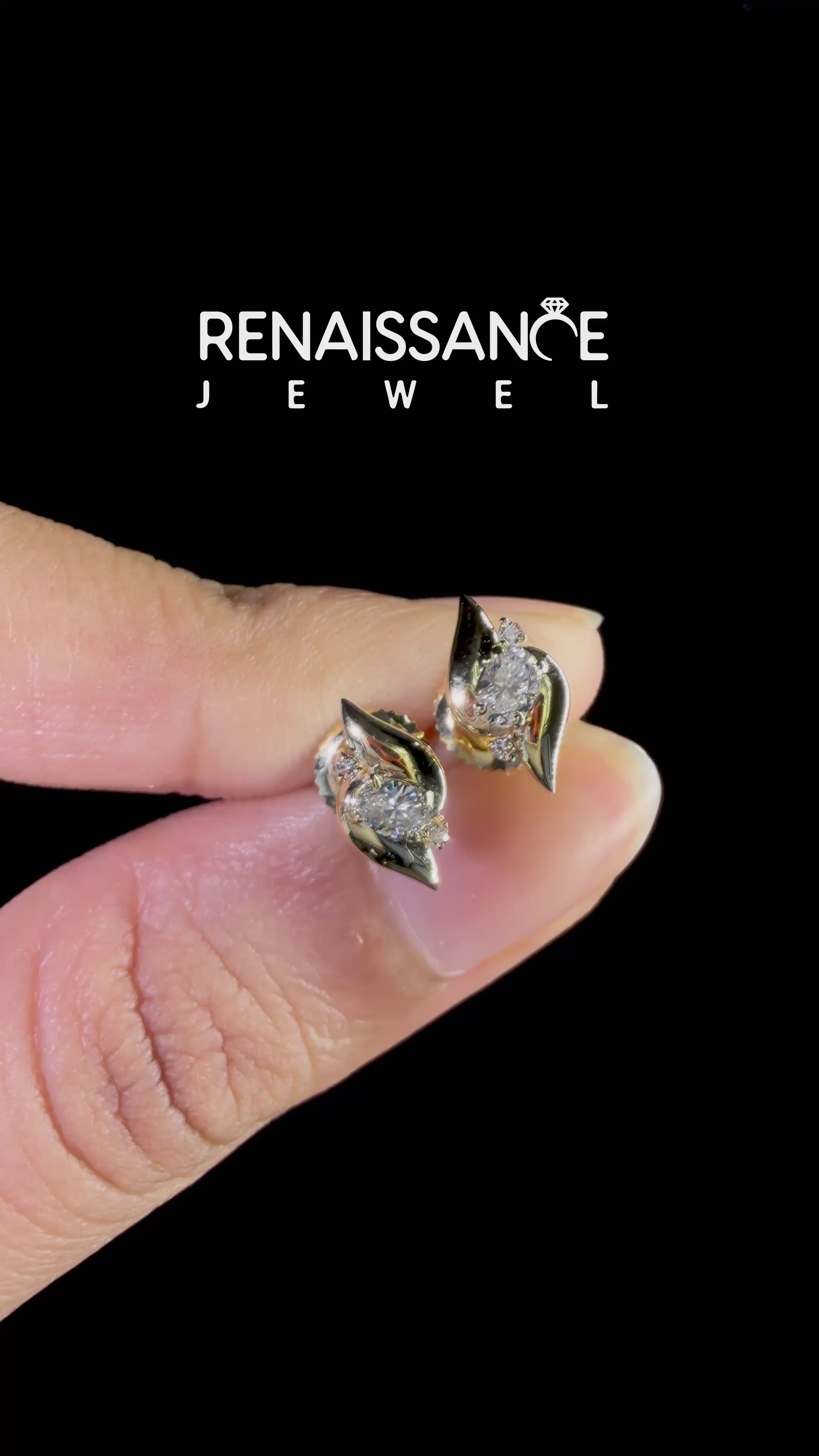 Yellow gold Oval Diamond Shell Stud Earrings_4