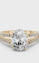 Yellow gold Oval Cut Diamond Solitaire Engagement Ring with Split Shank Pavé Band