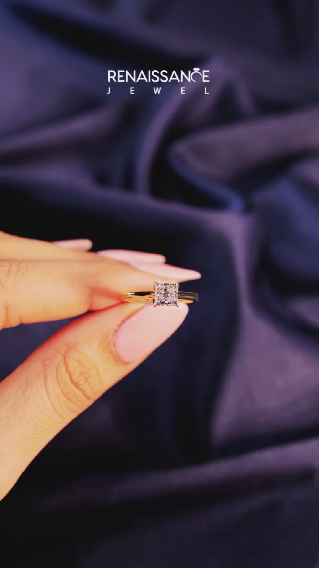 Yellow gold Princess Cut Solitaire Diamond Ring with Four-Prong Setting and Classic Band 5