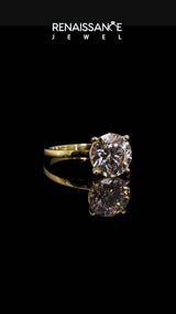Yellow gold Round Diamond Solitaire Ring with Classic Band and Four-Prong Setting