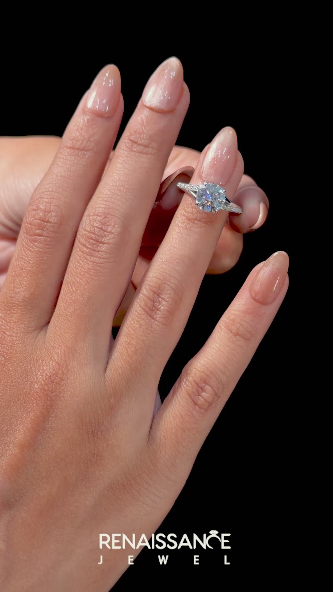 Silver Round Solitaire Pavé Band with Four-Prong Setting_43