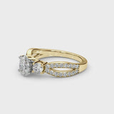 Yellow gold Three-Stone Oval Cut Diamond Twist Band with Prong Setting