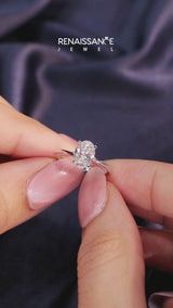 10K White Gold 1.05 Carat E VVS2 Oval Solitaire Engagement Ring with Classic Band and Four-Prong Setting