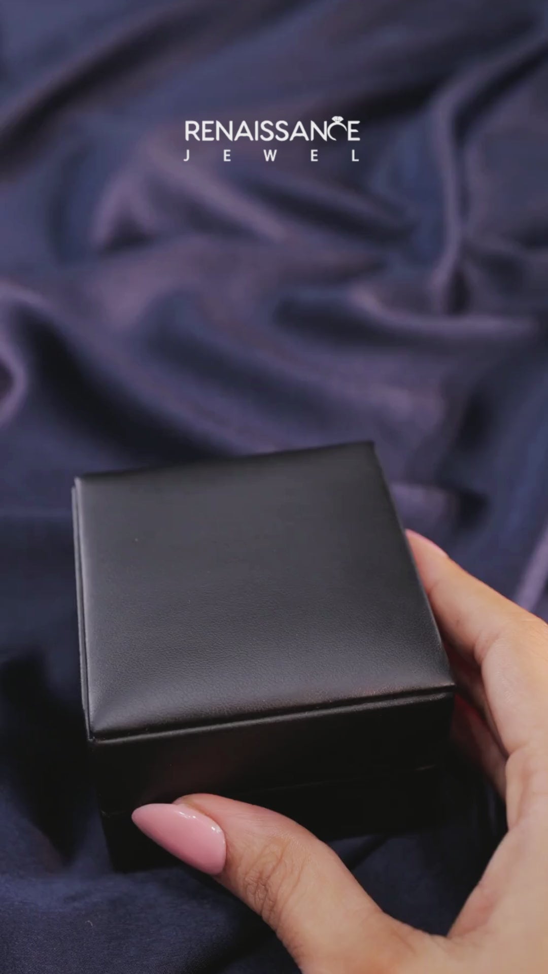 Silver Round Solitaire Diamond Ring with Filigree Band and Four-Prong Setting 6