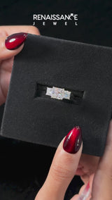 White gold Heart Cut Diamond Three-Stone Ring with Four-Prong Setting and Classic Band