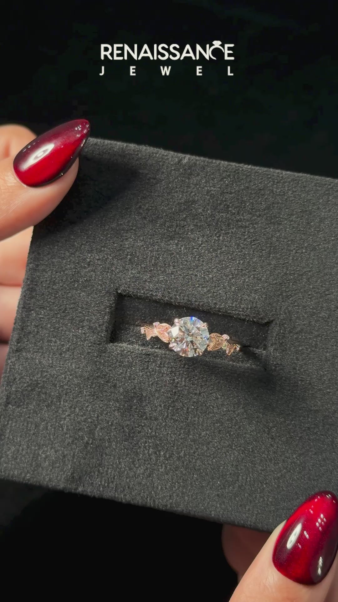 Rose gold Round Brilliant Solitaire with Leaf Motif Band and Four-Prong Setting_13